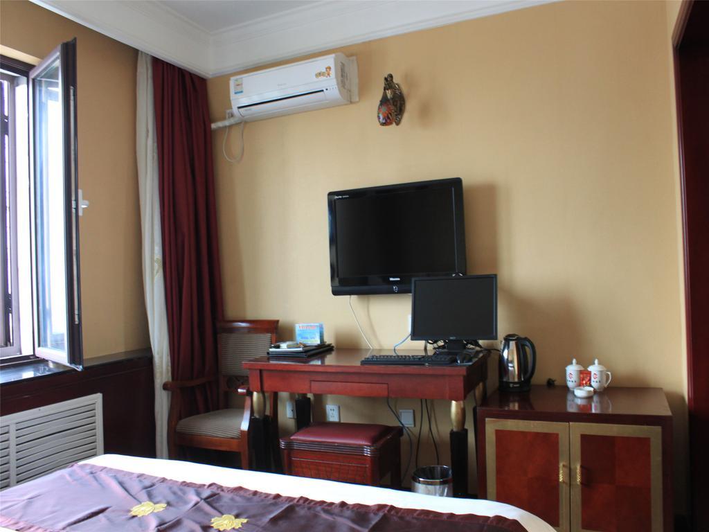 Baotou West Lake Hotel Room photo