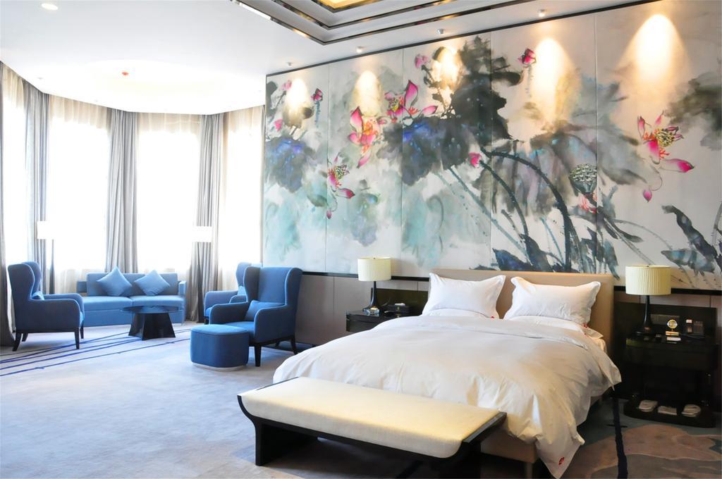 Baotou West Lake Hotel Exterior photo