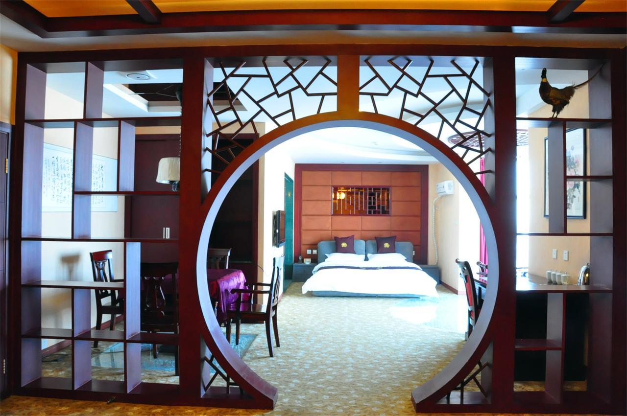 Baotou West Lake Hotel Exterior photo